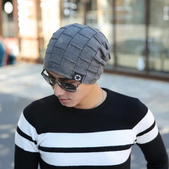 Other - Soft Gray Knit Fleece Lined Hip Hop Slouch Beanie